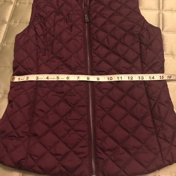 Banana Republic Quilted Vest - Picture 6 of 6